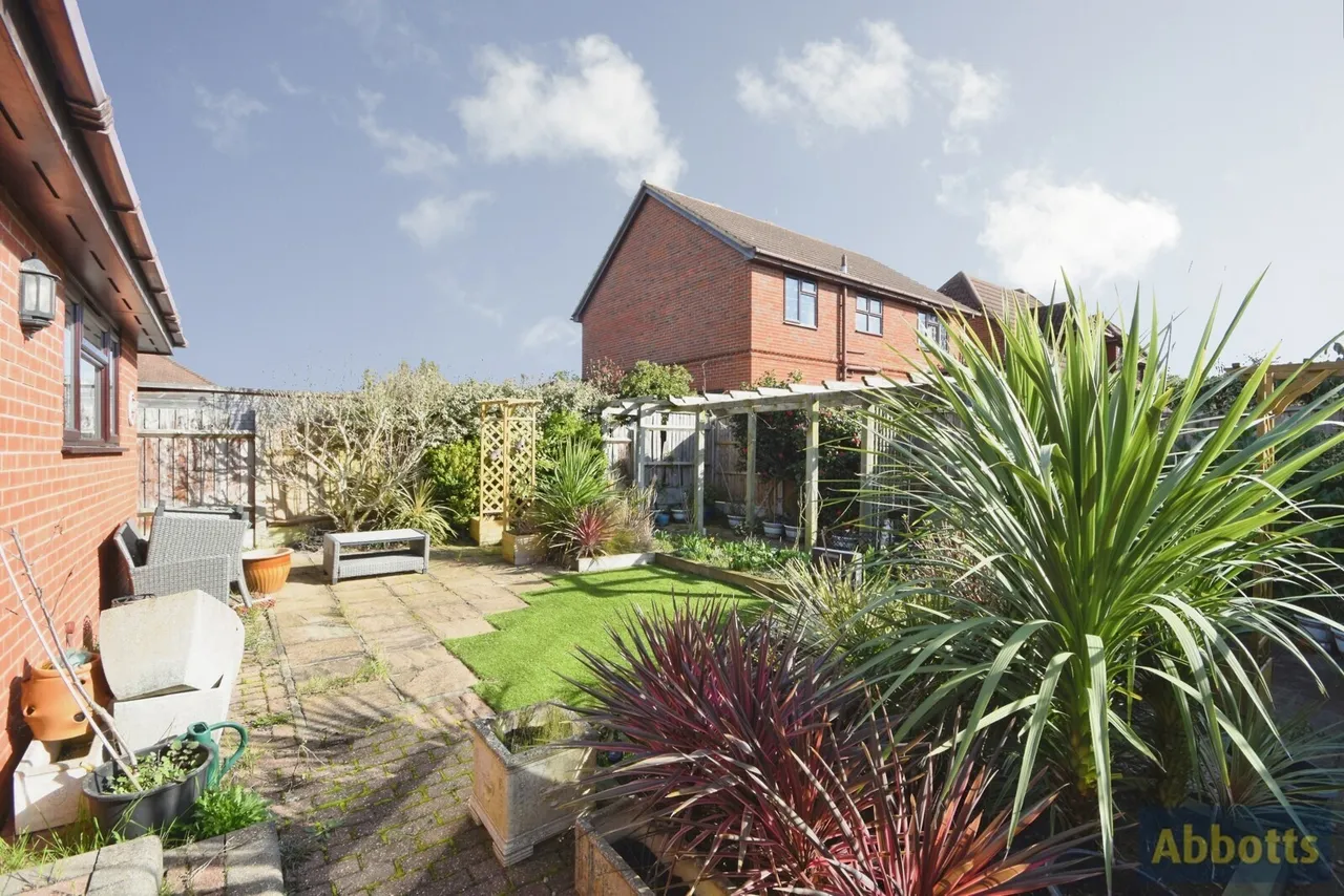 Clarence Road, Rayleigh, Essex, SS6, photo 21