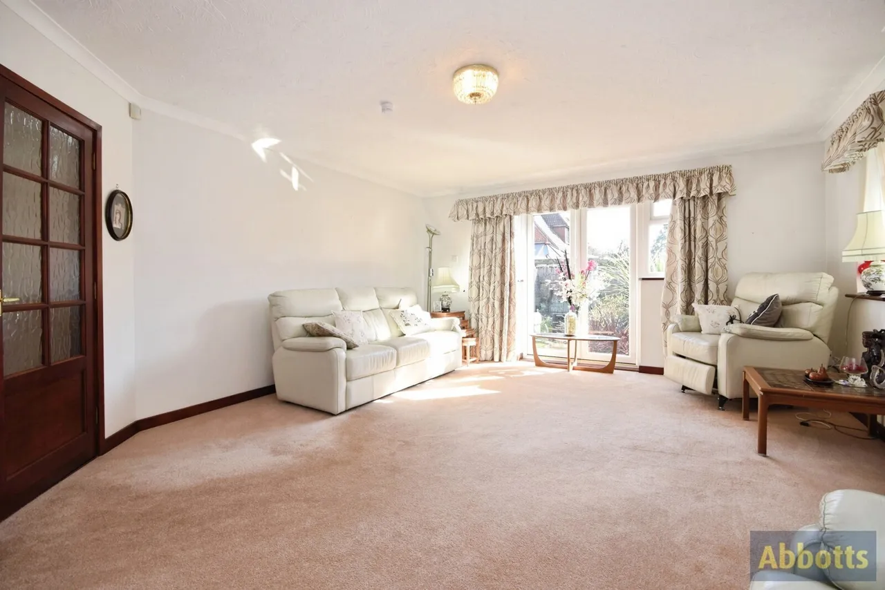 Clarence Road, Rayleigh, Essex, SS6, photo 15