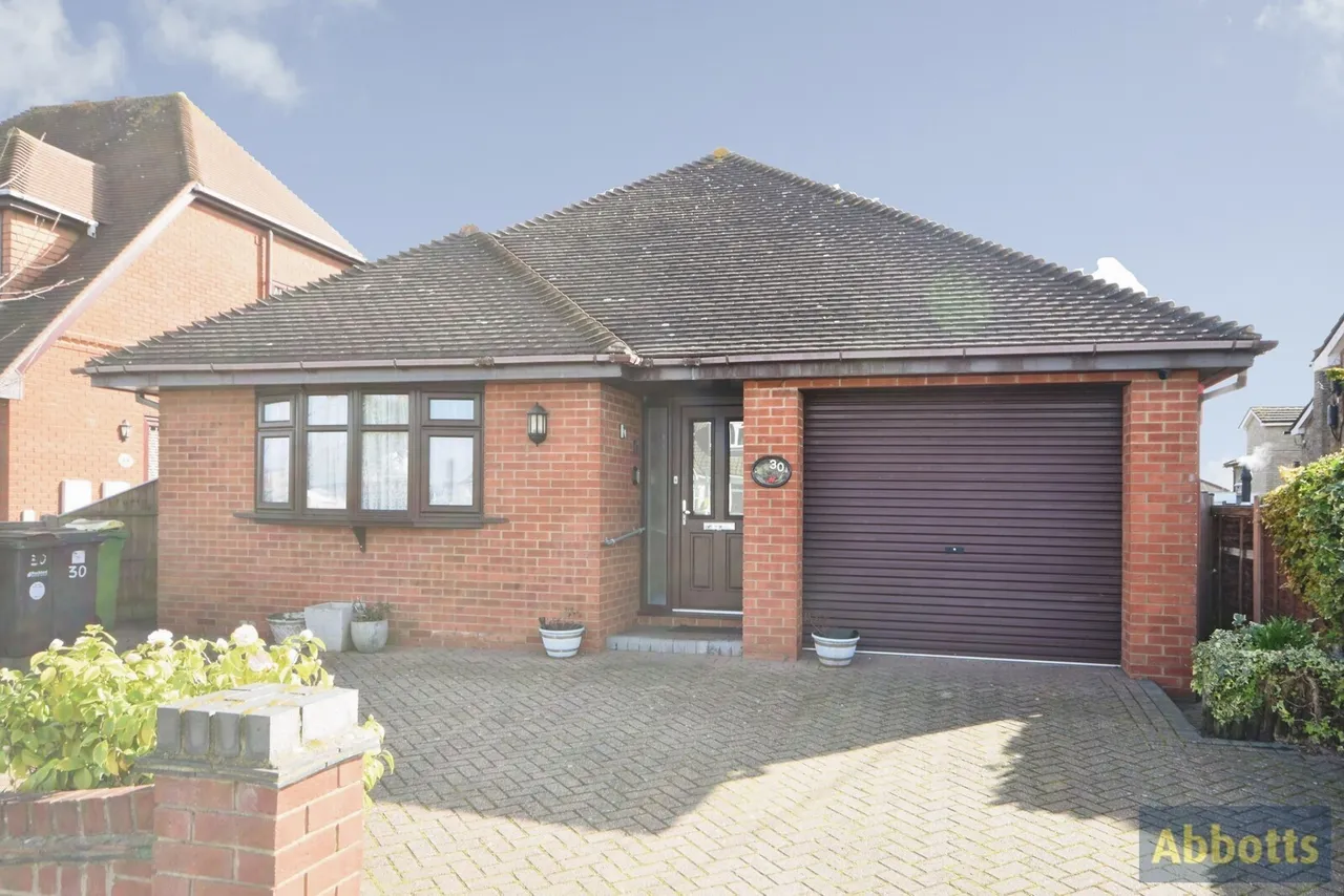 Clarence Road, Rayleigh, Essex, SS6, photo 23