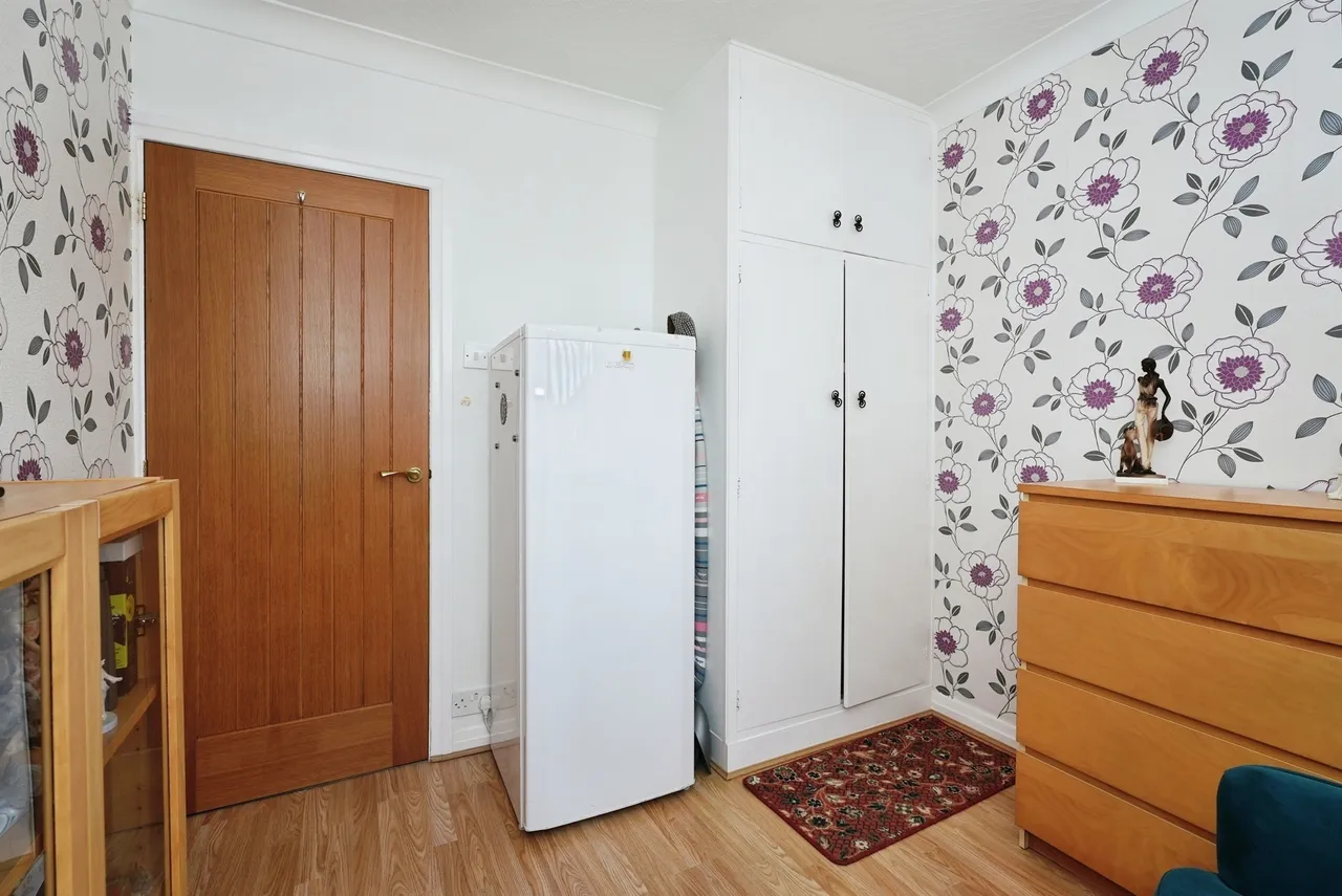 Birch Avenue, Lepton, HD8, photo 10