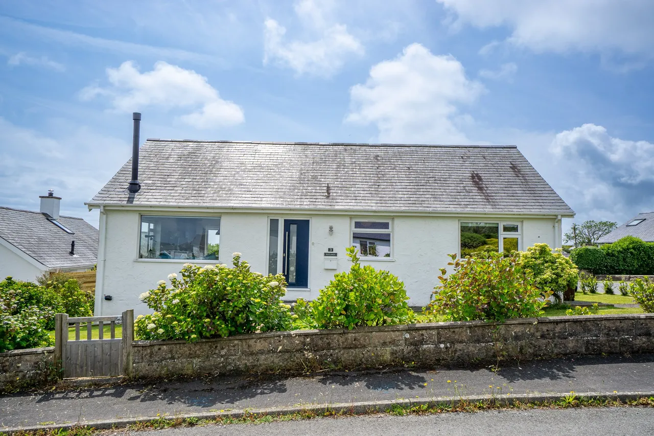 3 St Tudwals Estate, Mynytho, Pwllheli, Gwynedd, LL53 7RU, photo 3