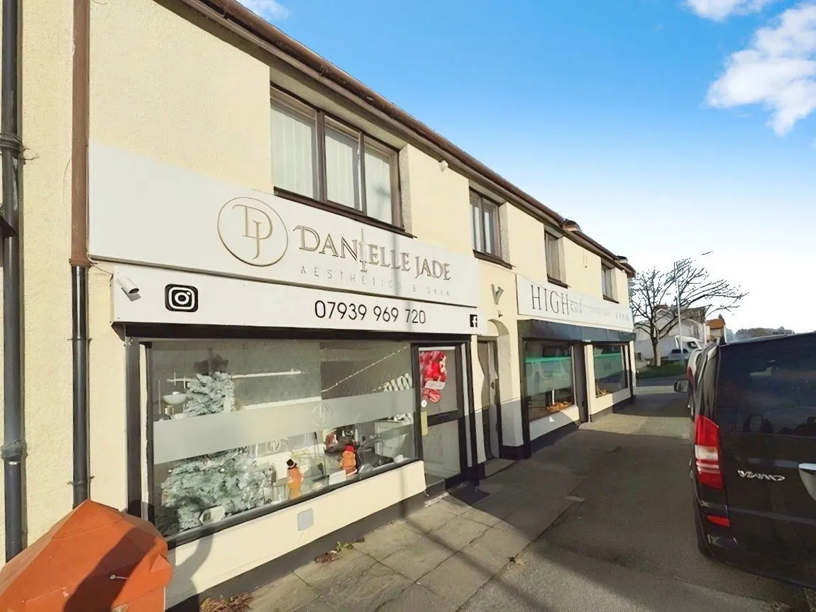 Marine Road, Prestatyn, Denbighshire, LL19 7HA, photo 8