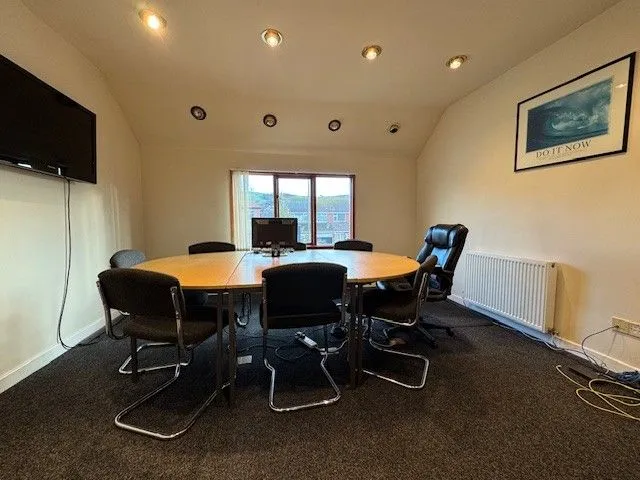Marine Road, Prestatyn, Denbighshire, LL19 7HA, photo 4