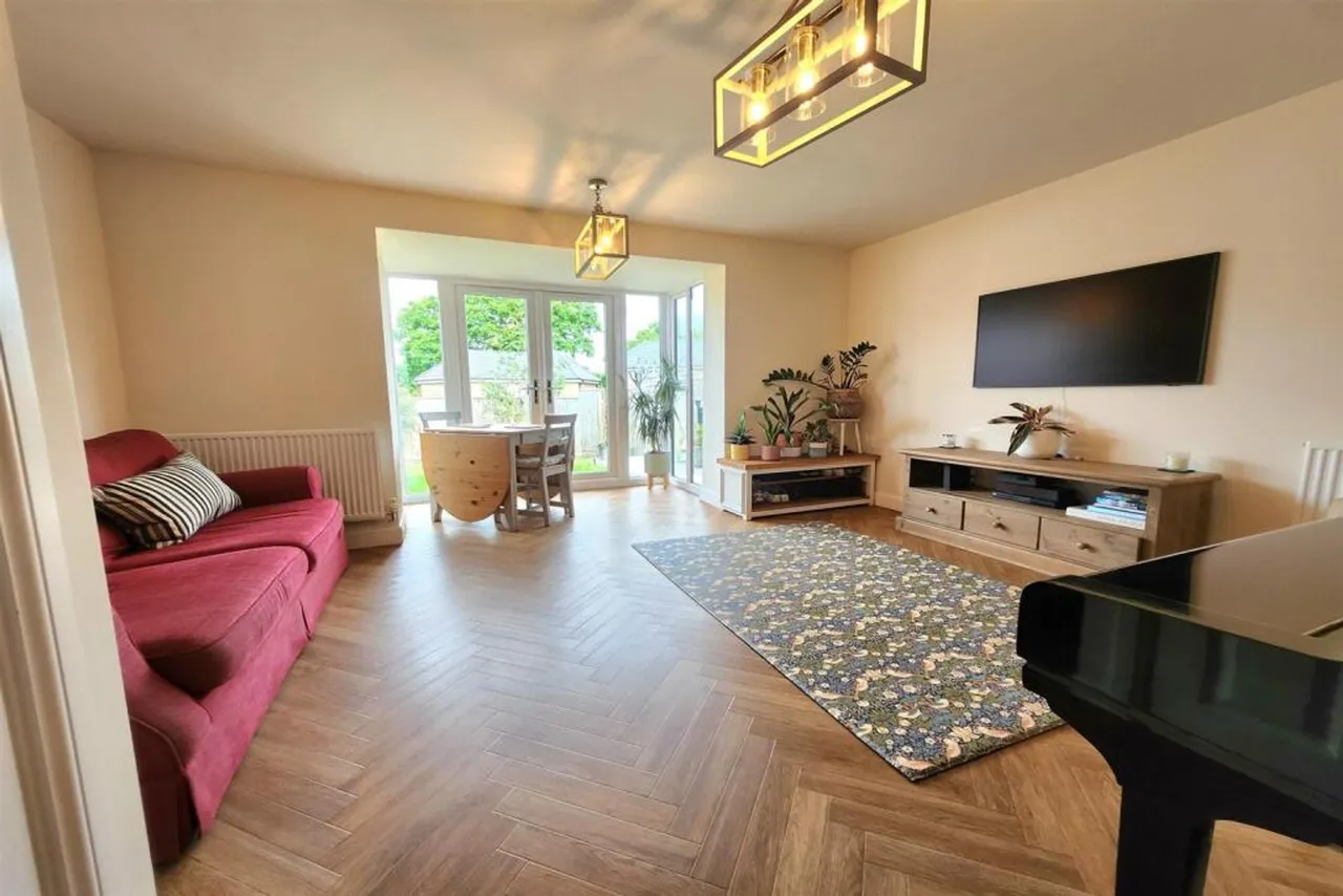 Honeygold Vale, Appleton, Warrington, Warrington, WA4 5RQ, photo 2