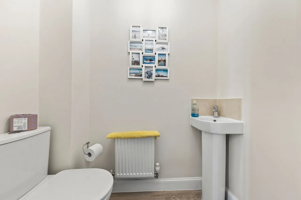 Honeygold Vale, Appleton, Warrington, Warrington, WA4 5RQ, photo 6