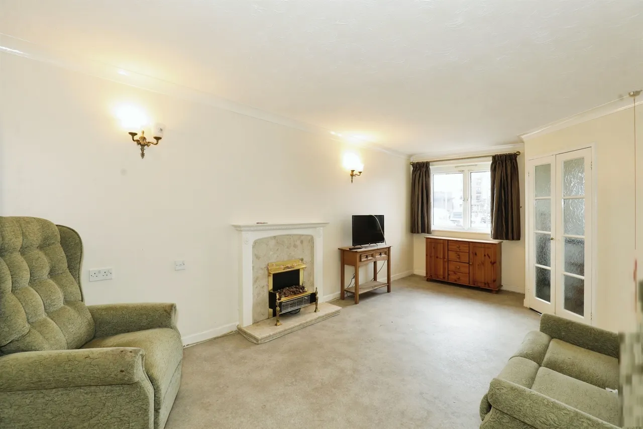 1 bed flat for sale — London Road, Northwich