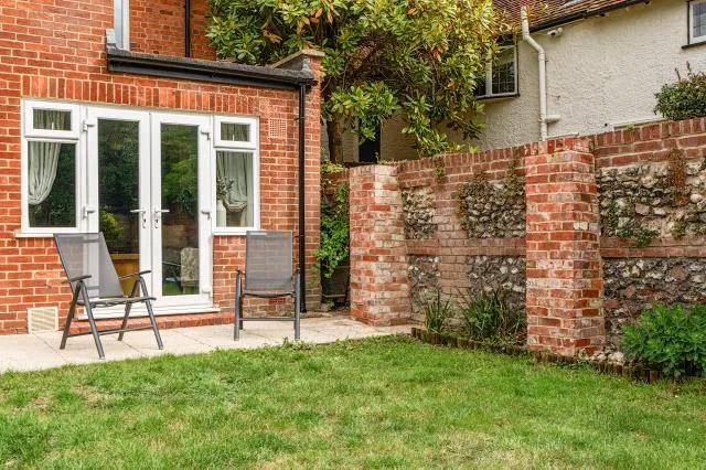 High Street, Reading, RG10, photo 6