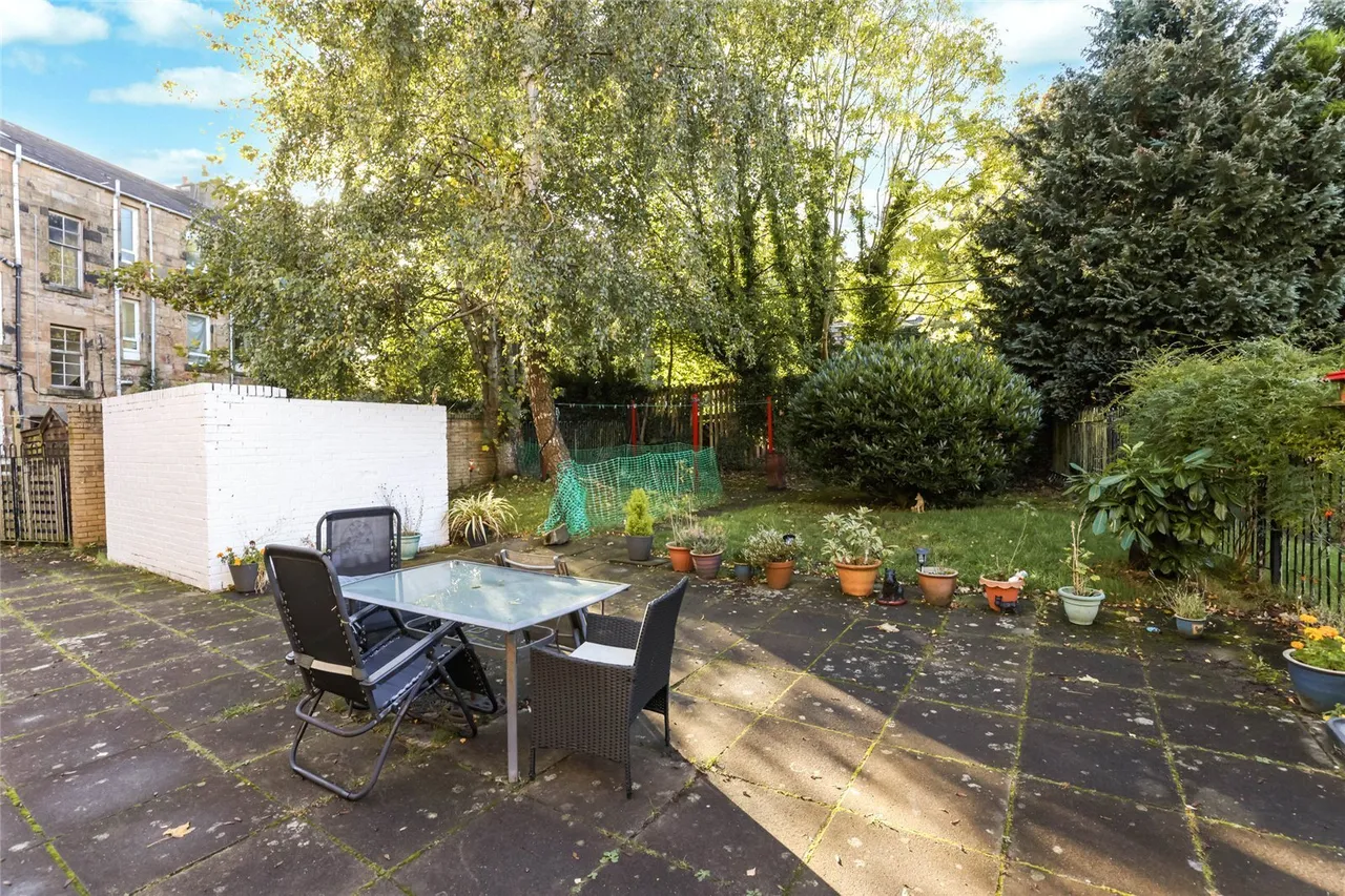 Main Street, Cambuslang, G72, photo 16