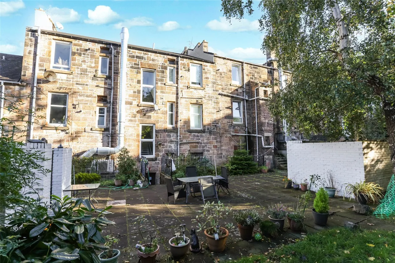 Main Street, Cambuslang, G72, photo 18