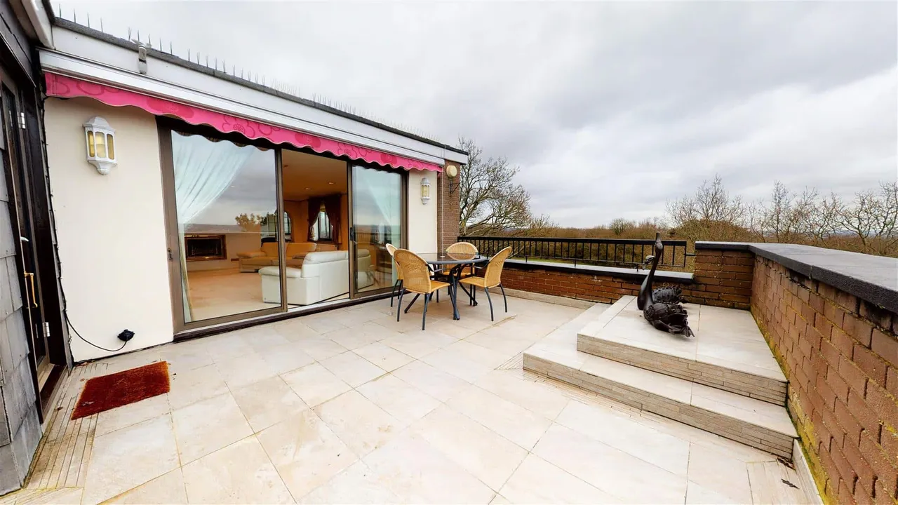 Hawsted, Buckhurst Hill, photo 2