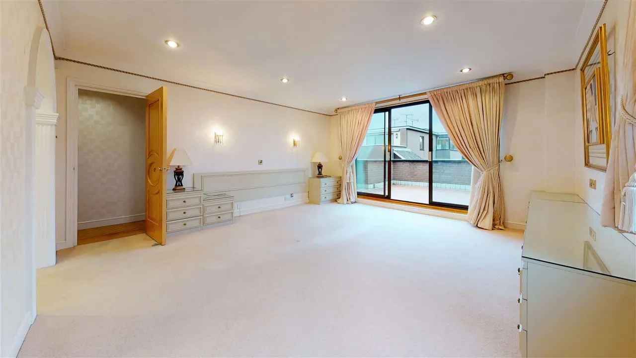 Hawsted, Buckhurst Hill, photo 6