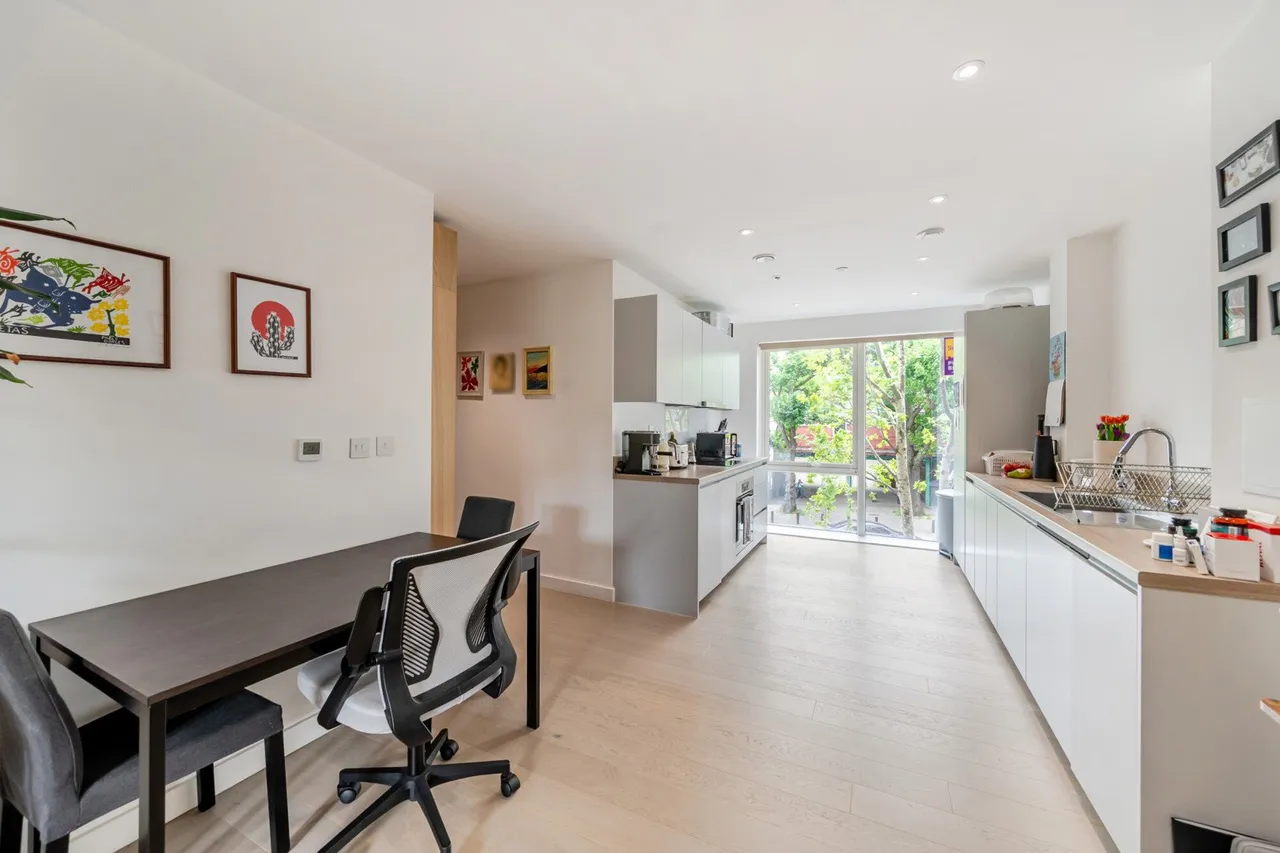 Wyndham Road, SE5, photo 6