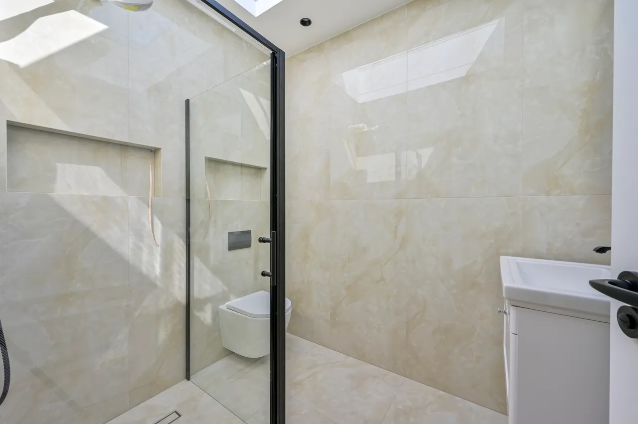 Flat 6, Navy Rose Apartments, Morden, photo 6