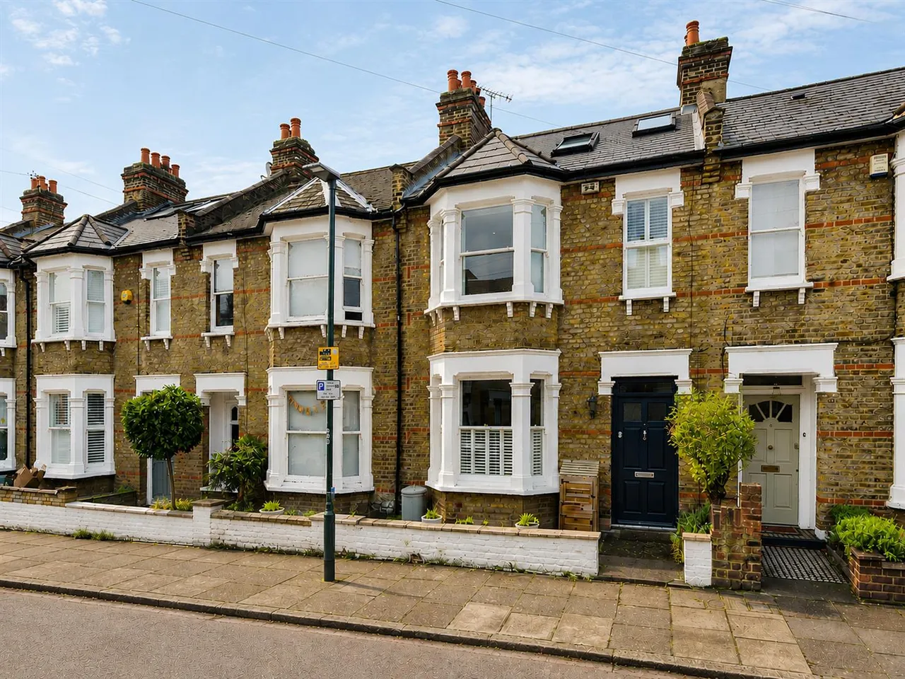 3 bed house for sale, Buxton Road, London, SW14