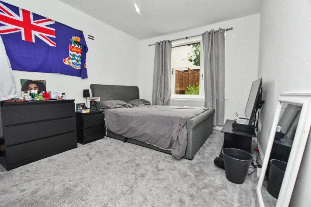 Hill End Crescent, Leeds, LS12, photo 7