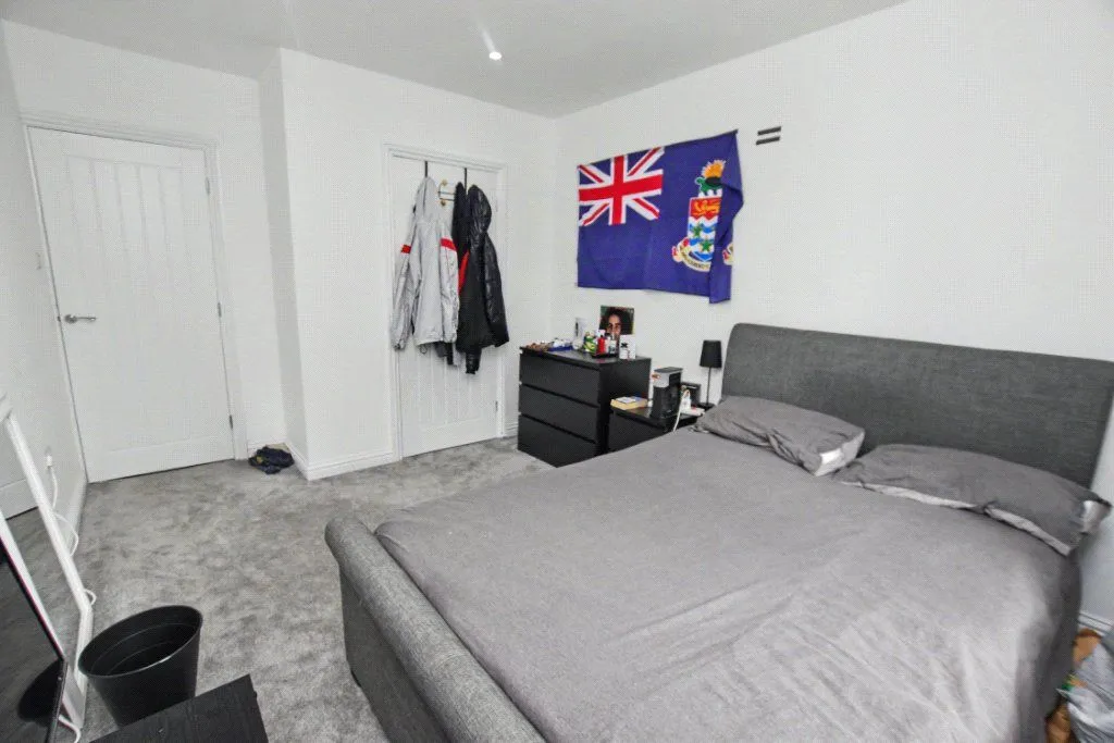 Hill End Crescent, Leeds, LS12, photo 15