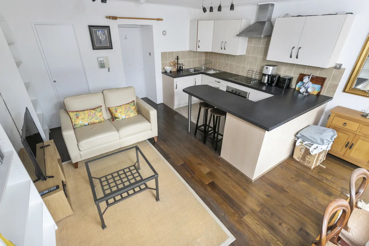 Southwood Lawn Road, London, N6, photo 8