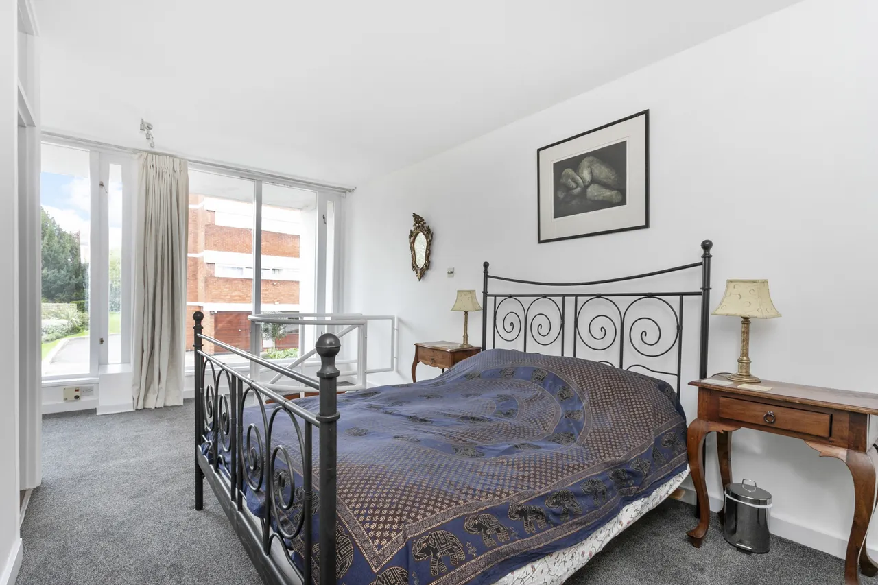 Southwood Lawn Road, London, N6, photo 10