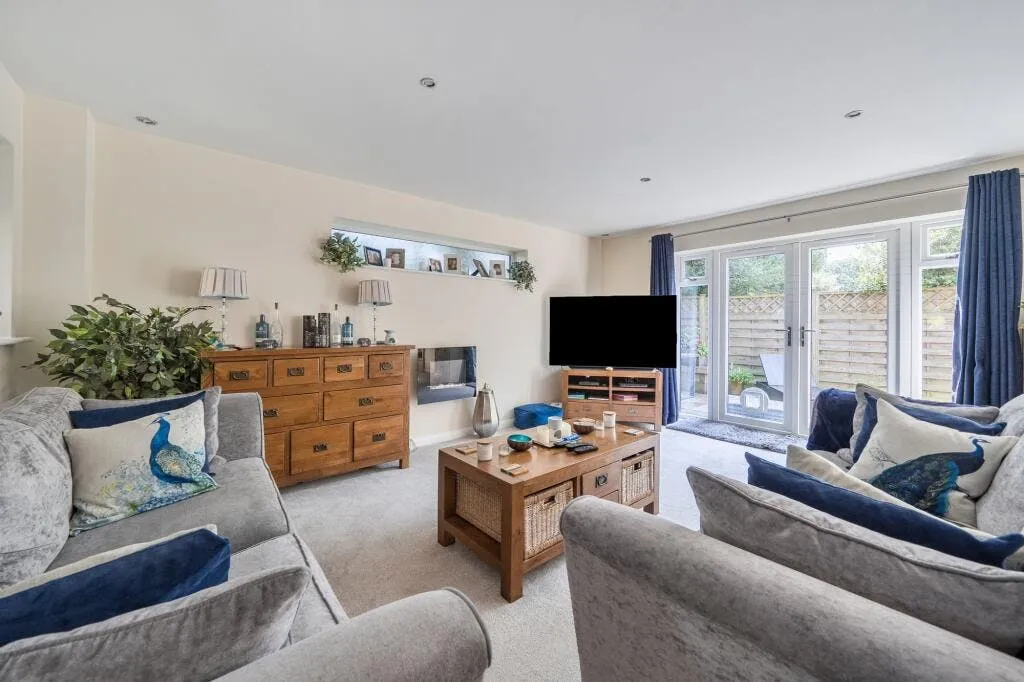 Manning Avenue, Christchurch, BH23, photo 3