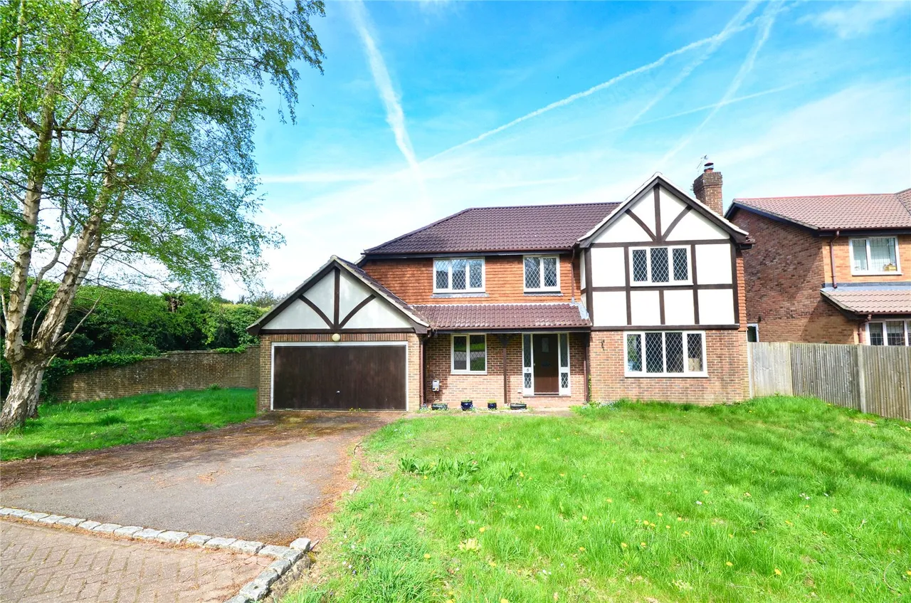 Kinnibrugh Drive, Dormansland, RH7, photo 27