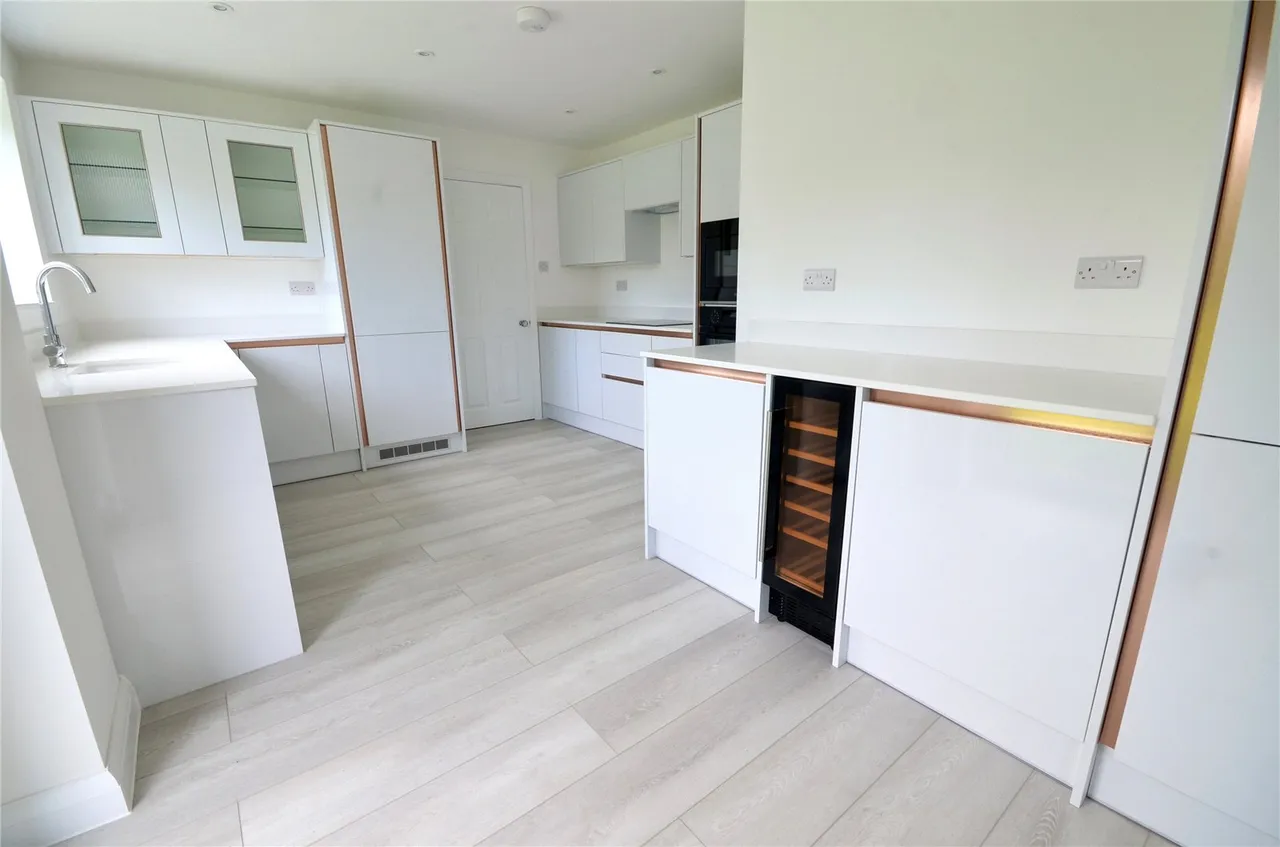 Kinnibrugh Drive, Dormansland, RH7, photo 19