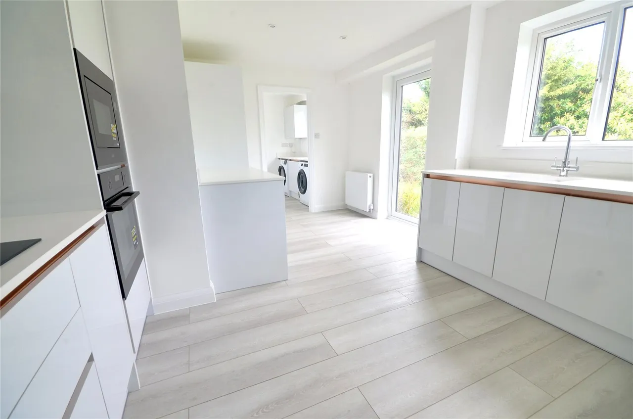 Kinnibrugh Drive, Dormansland, RH7, photo 16
