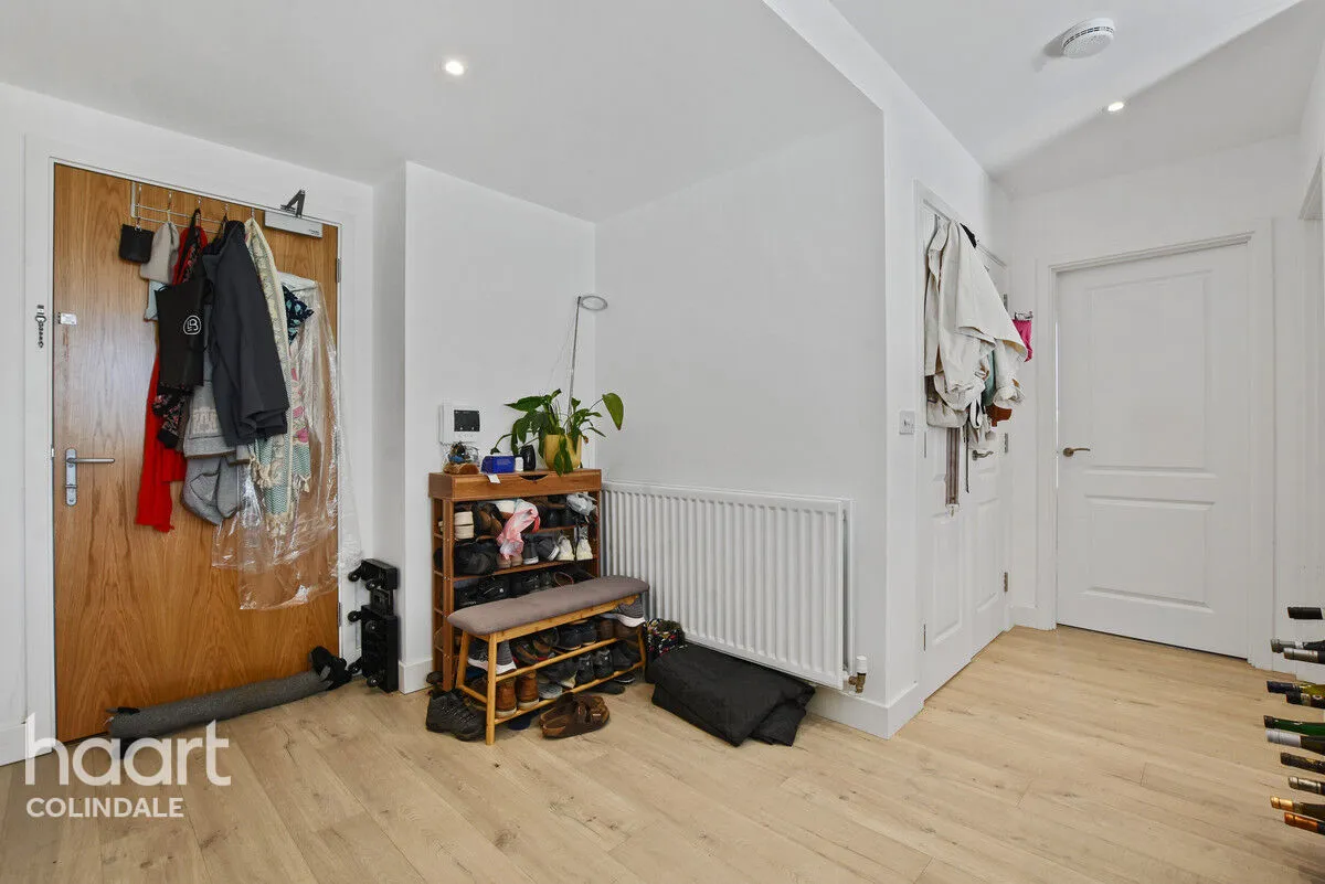 Lismore Boulevard, NW9, photo 2