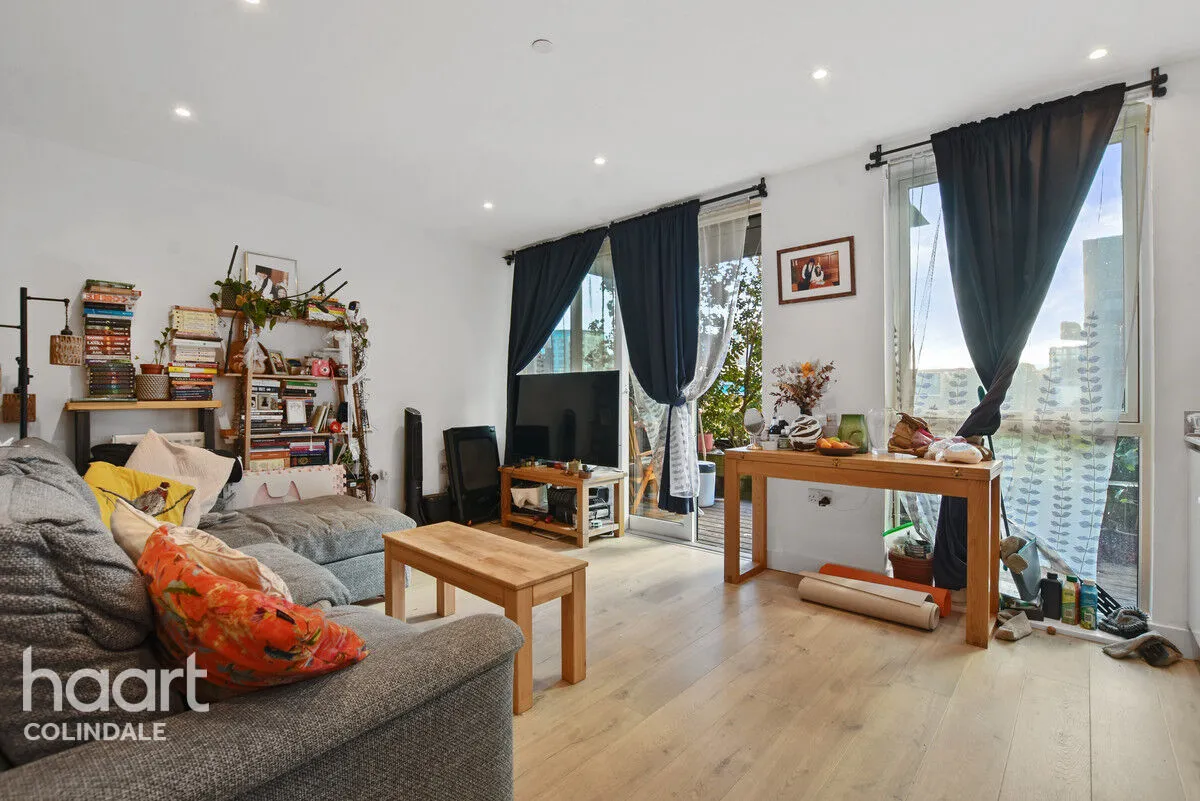 Lismore Boulevard, NW9, photo 3