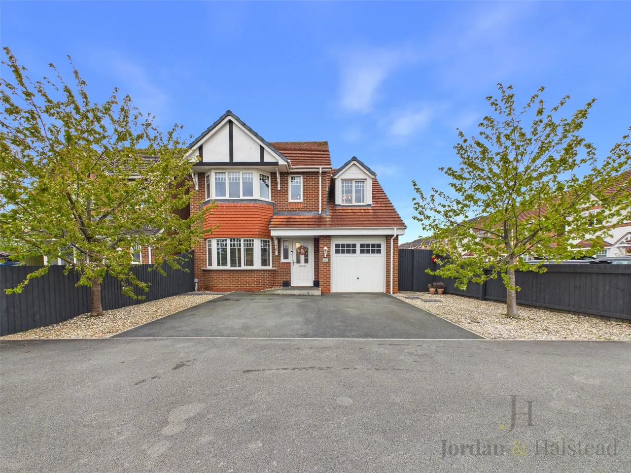 4 bed house for sale — Garden Village, Saltney, Chester, Flintshire, CH4 8BF