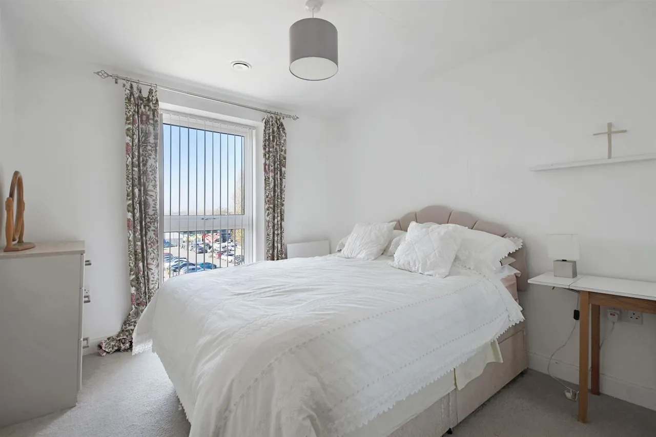Sewardstone Road, Waltham Abbey, EN9, photo 5