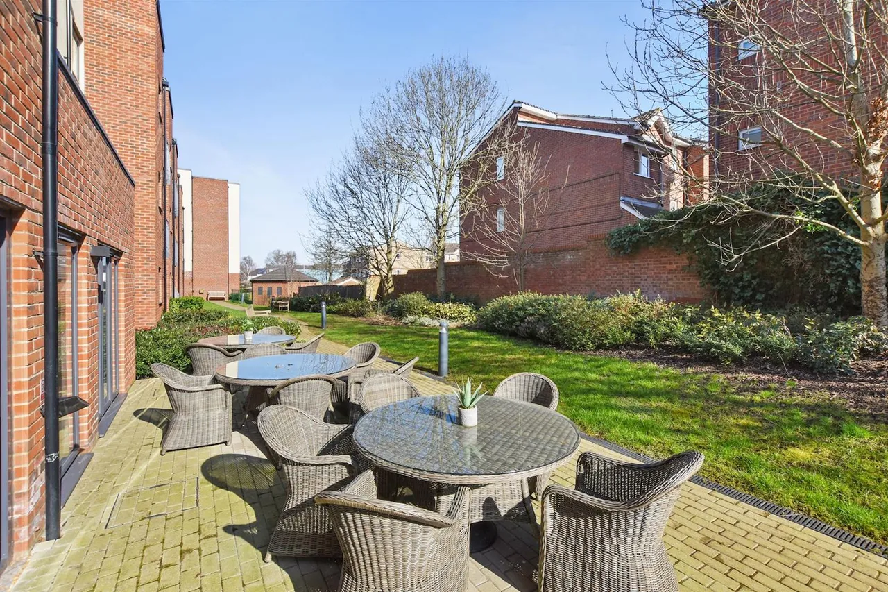 Sewardstone Road, Waltham Abbey, EN9, photo 4