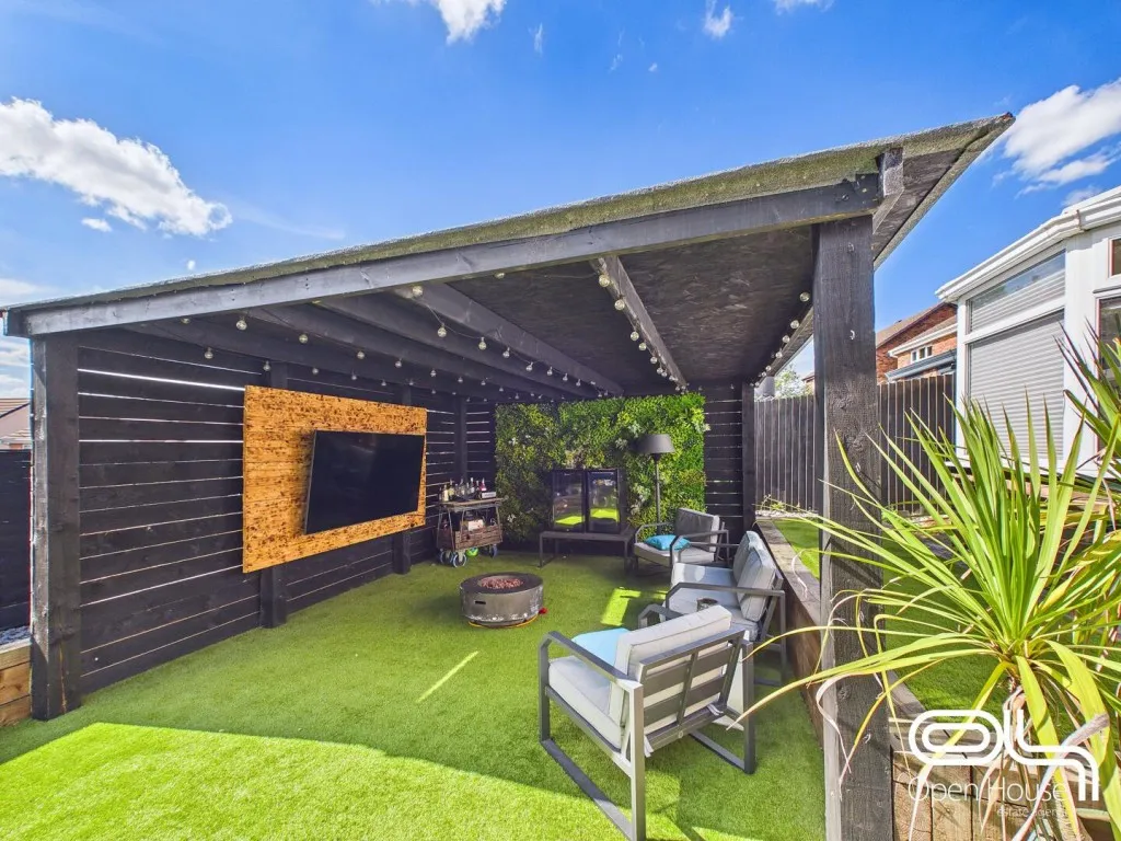 Brisbane Way, Cannock, WS12, photo 23