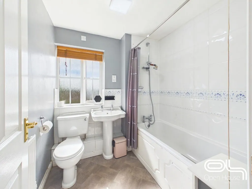 Brisbane Way, Cannock, WS12, photo 22