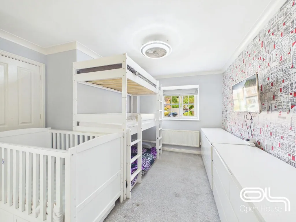 Brisbane Way, Cannock, WS12, photo 19