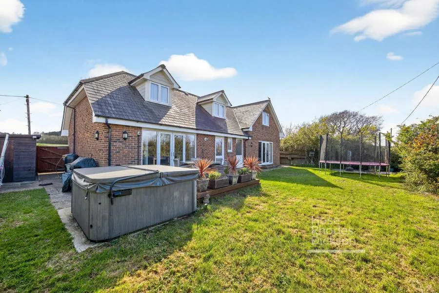 Hillway Road, Bembridge, PO35, photo 3