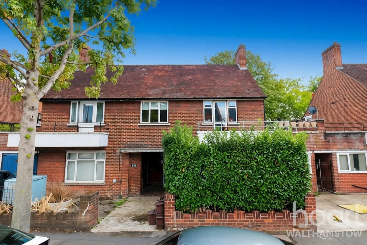 4 bed flat for sale, Brettenham Road, Walthamstow, E17