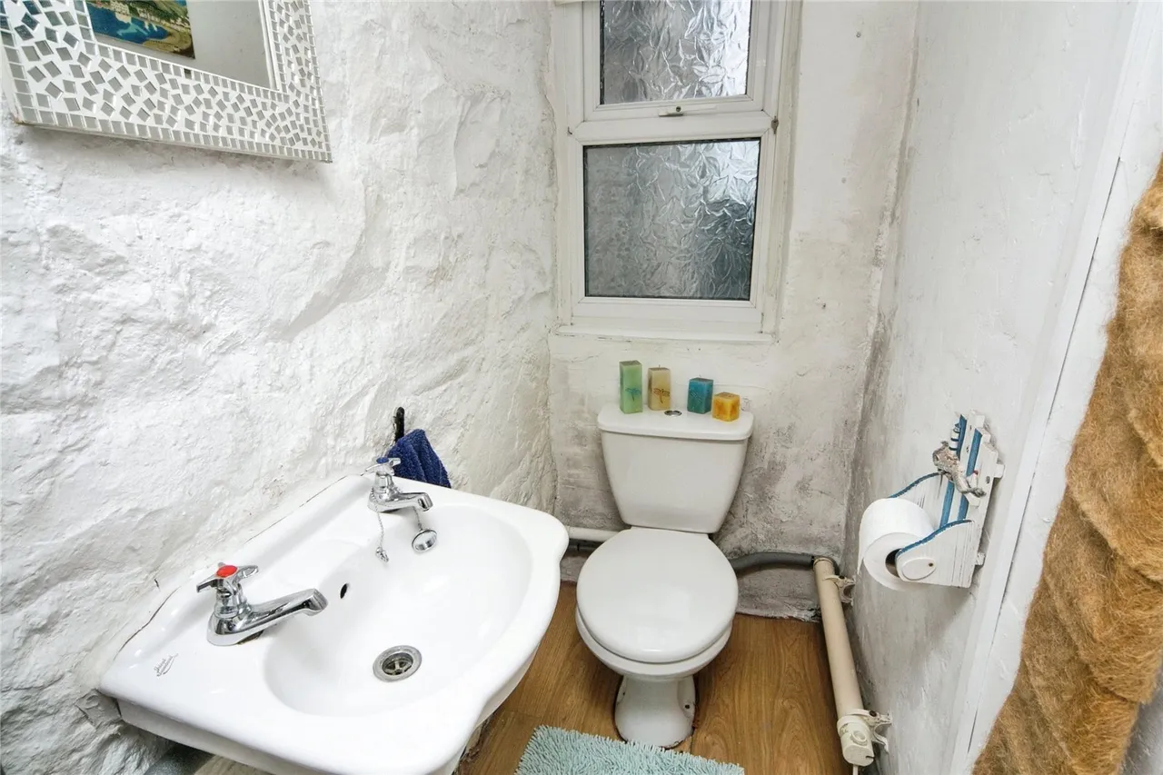 Eifl Road, Trefor, LL54, photo 7