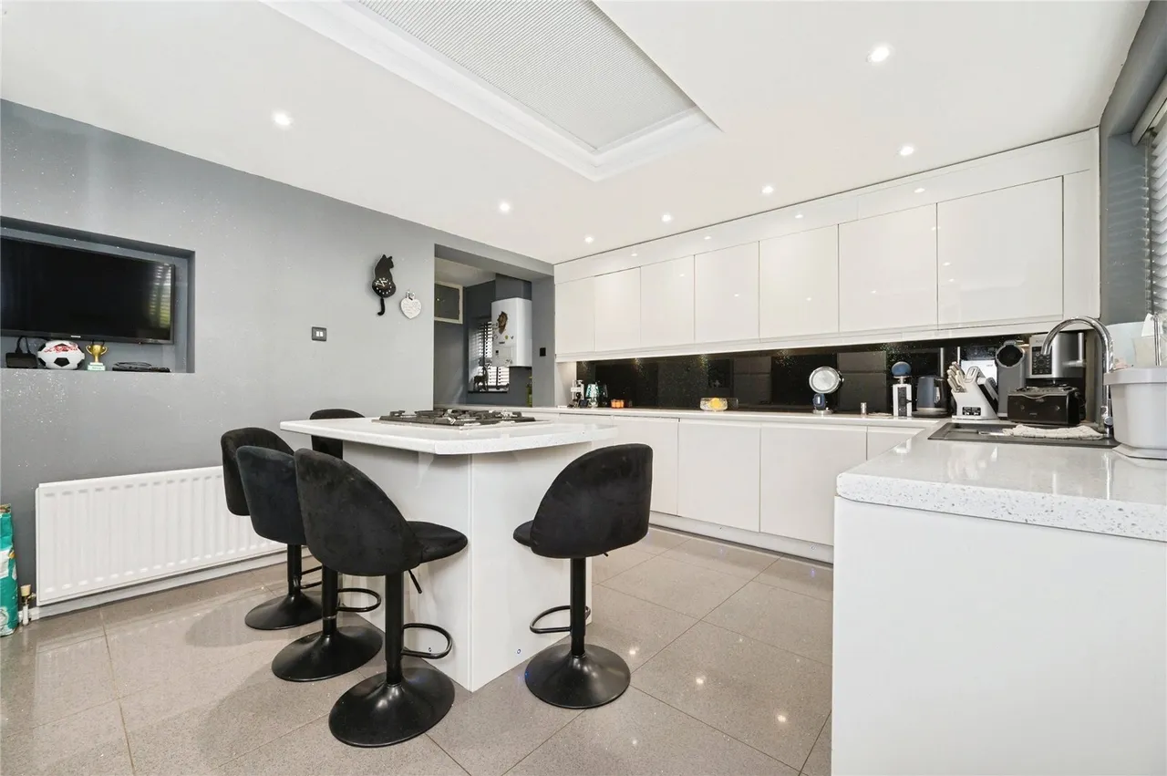 Mowbray Road, Southampton, SO19, photo 7