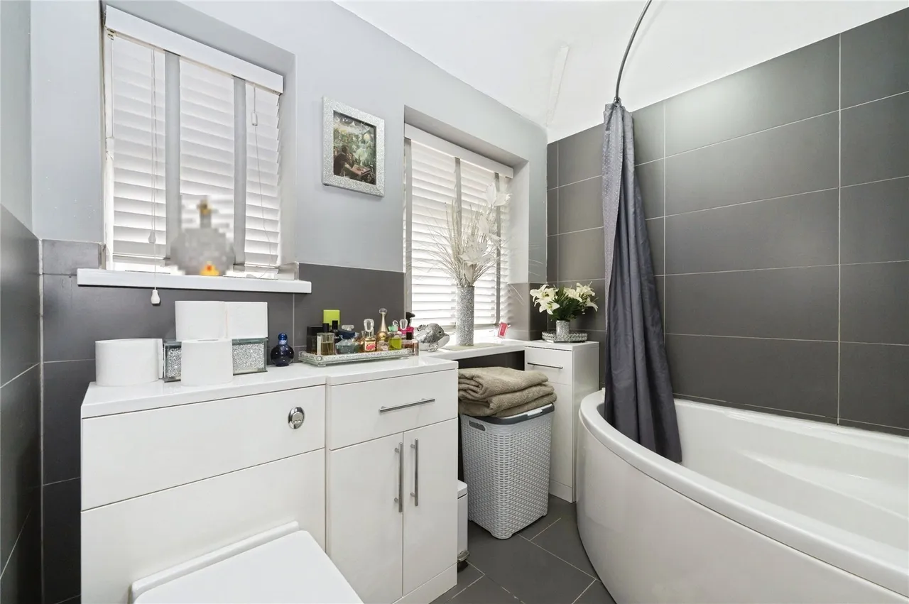 Mowbray Road, Southampton, SO19, photo 14
