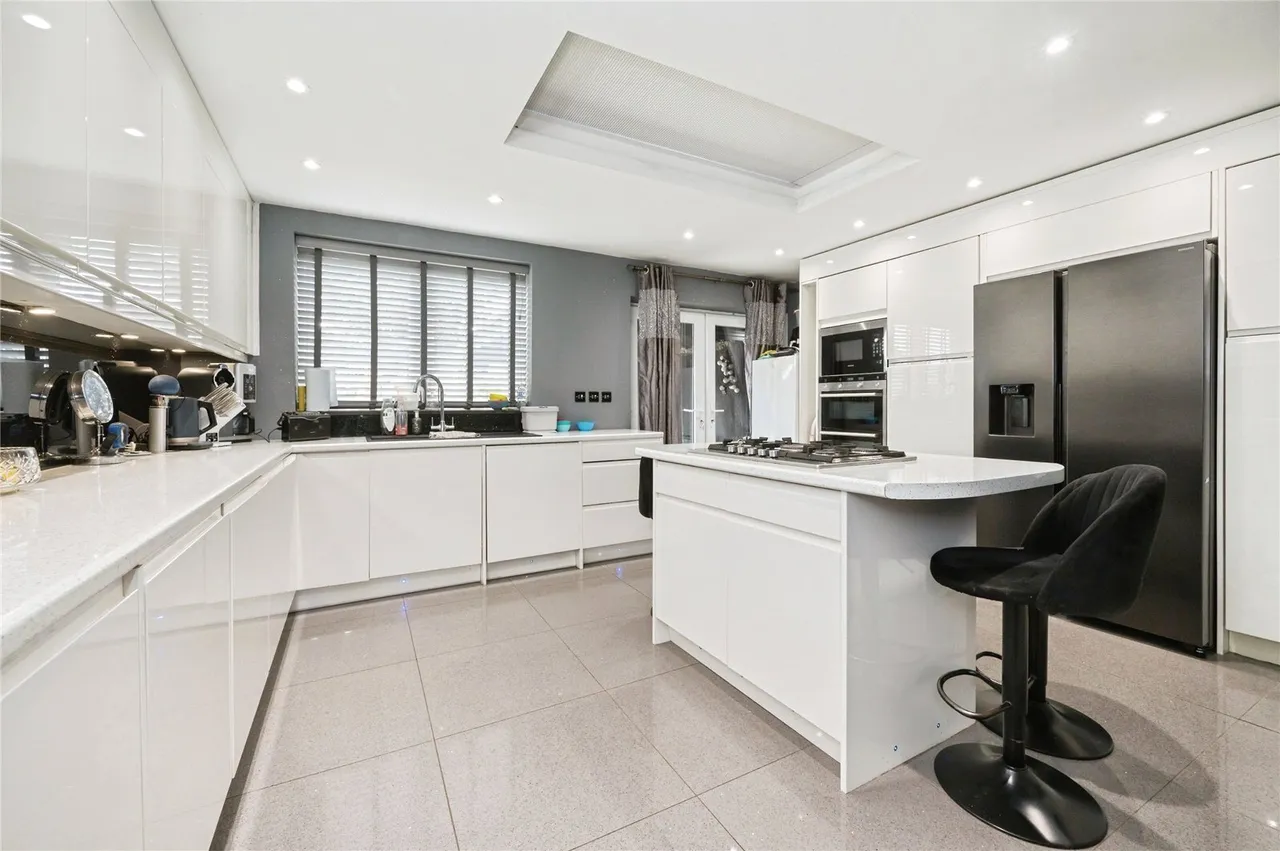 Mowbray Road, Southampton, SO19, photo 3