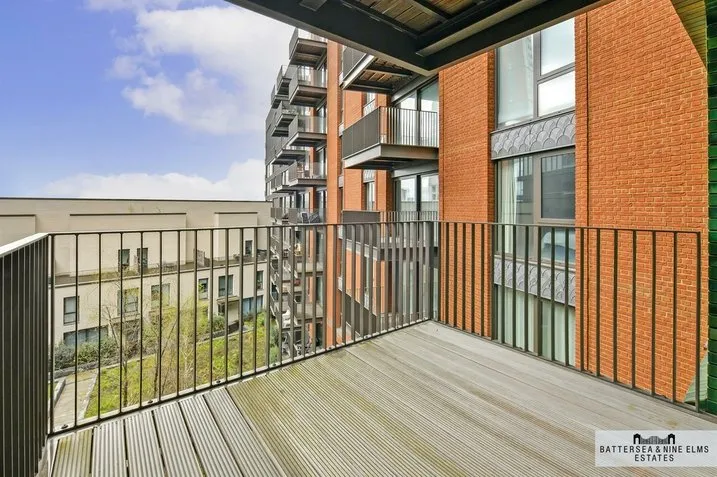 Embassy Gardens, SW11, photo 6