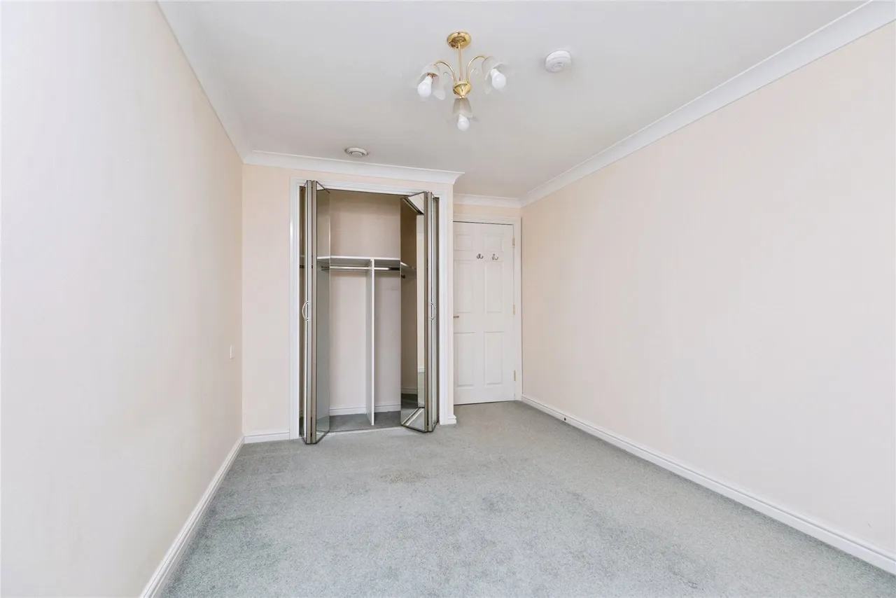 Eden Court, Bletchley, Milton Keynes, Buckinghamshire, MK2, photo 7