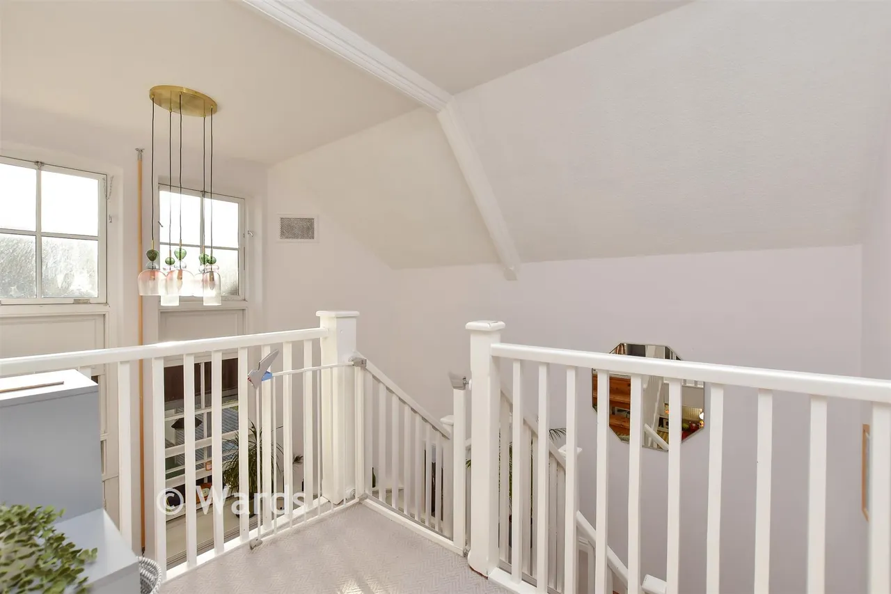 Canute Road, Faversham, ME13, photo 9
