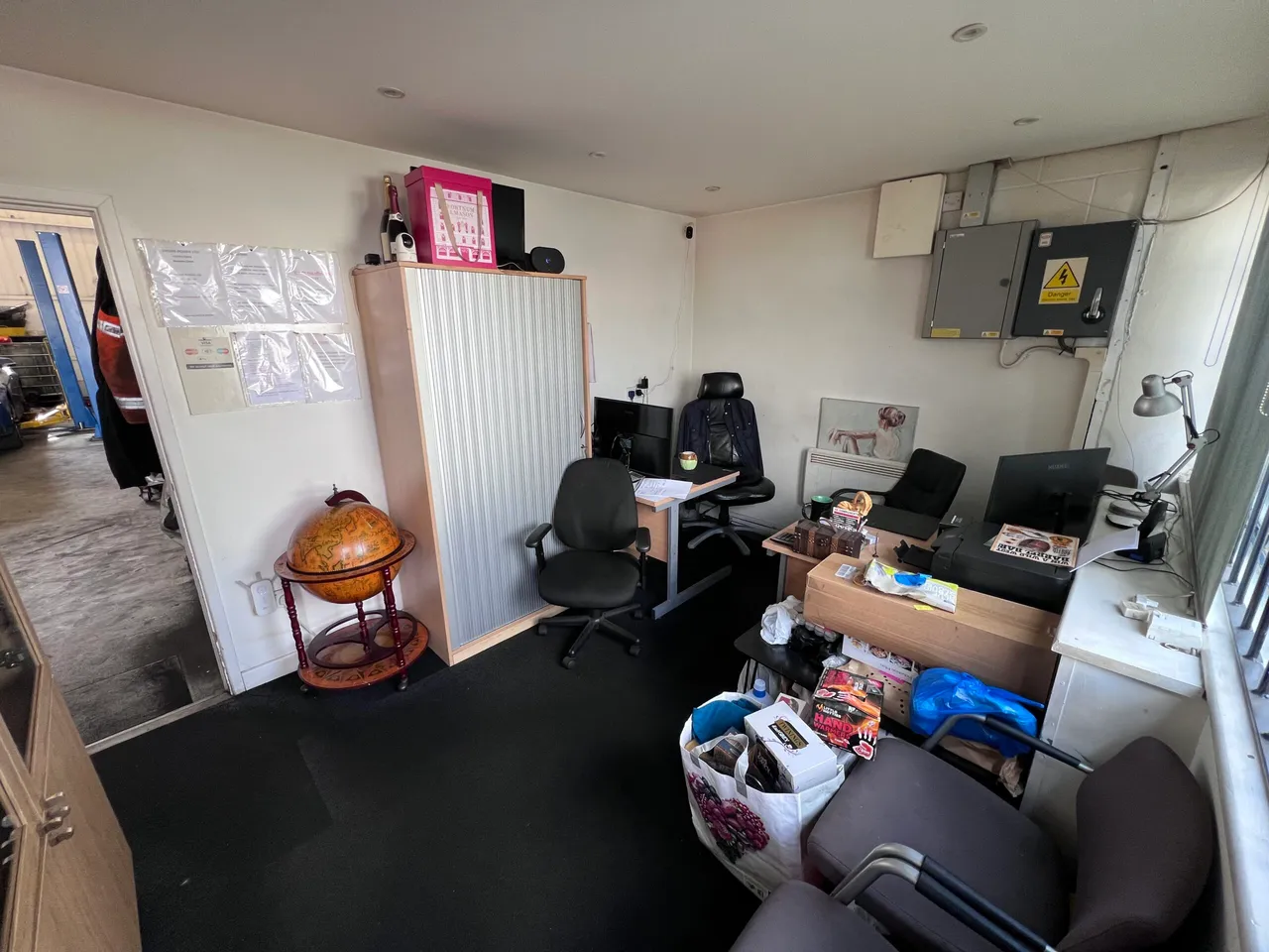 Thurrock Park Way, Tilbury, RM18, photo 3