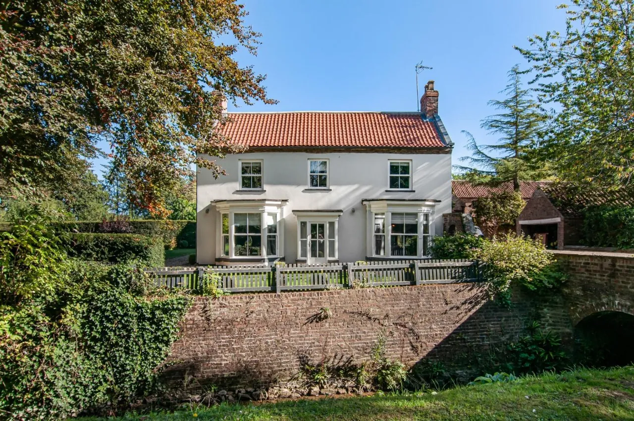 Catlaine Manor, North Cattleholmes, YO25, photo 42