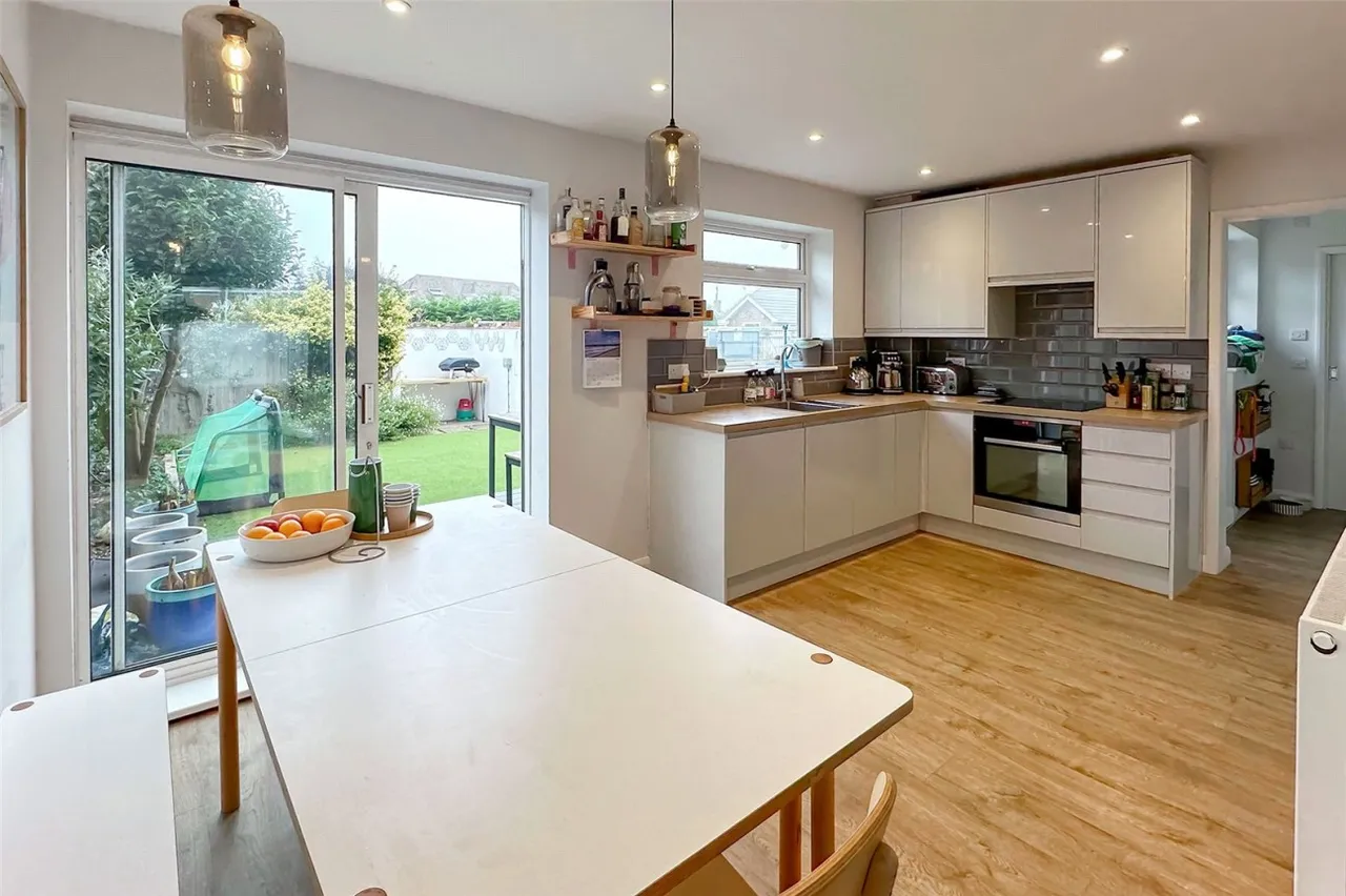 Rustington, Littlehampton, BN16, photo 4