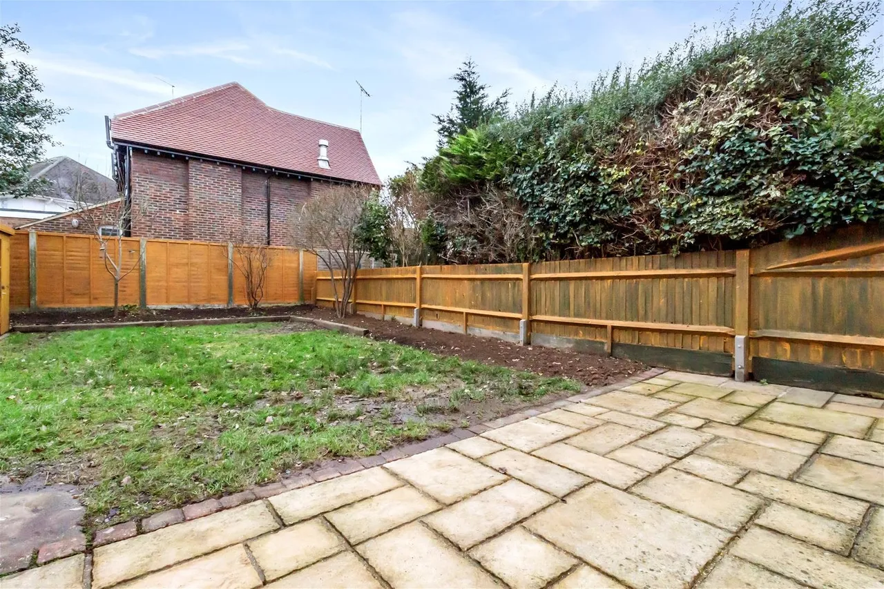 Offington Avenue, Worthing, photo 12