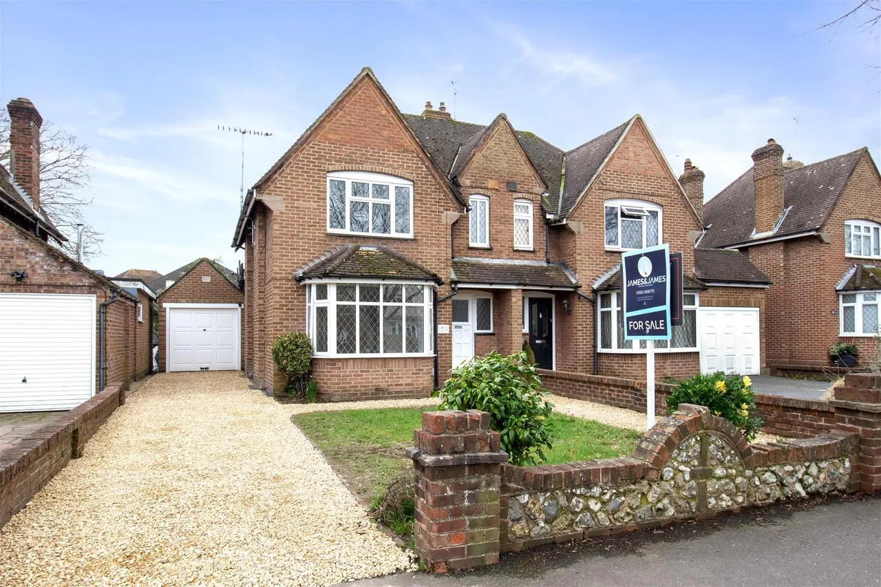 3 bed house for sale — Offington Avenue, Worthing