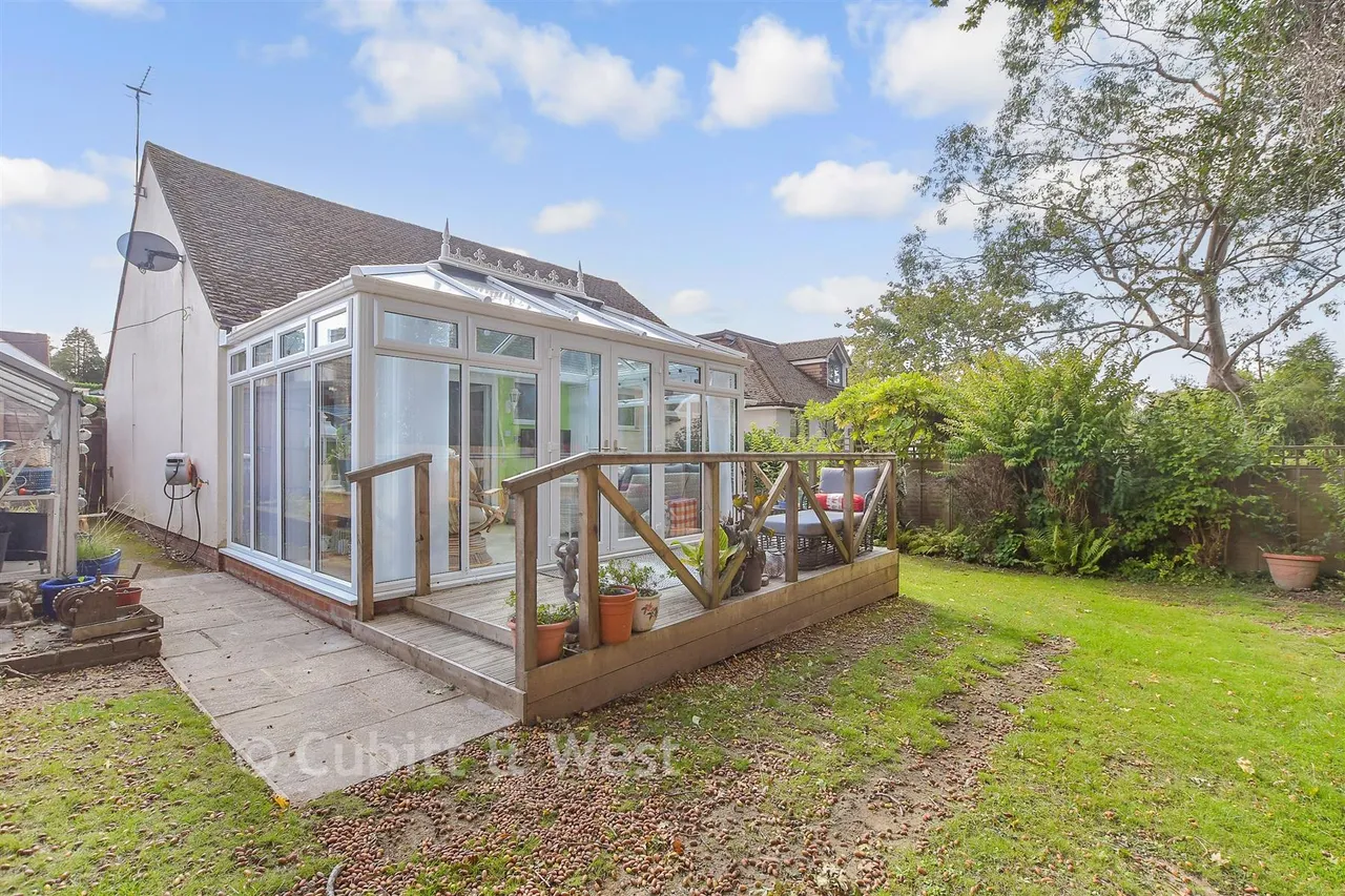 Elim Court Gardens, Crowborough, TN6, photo 10