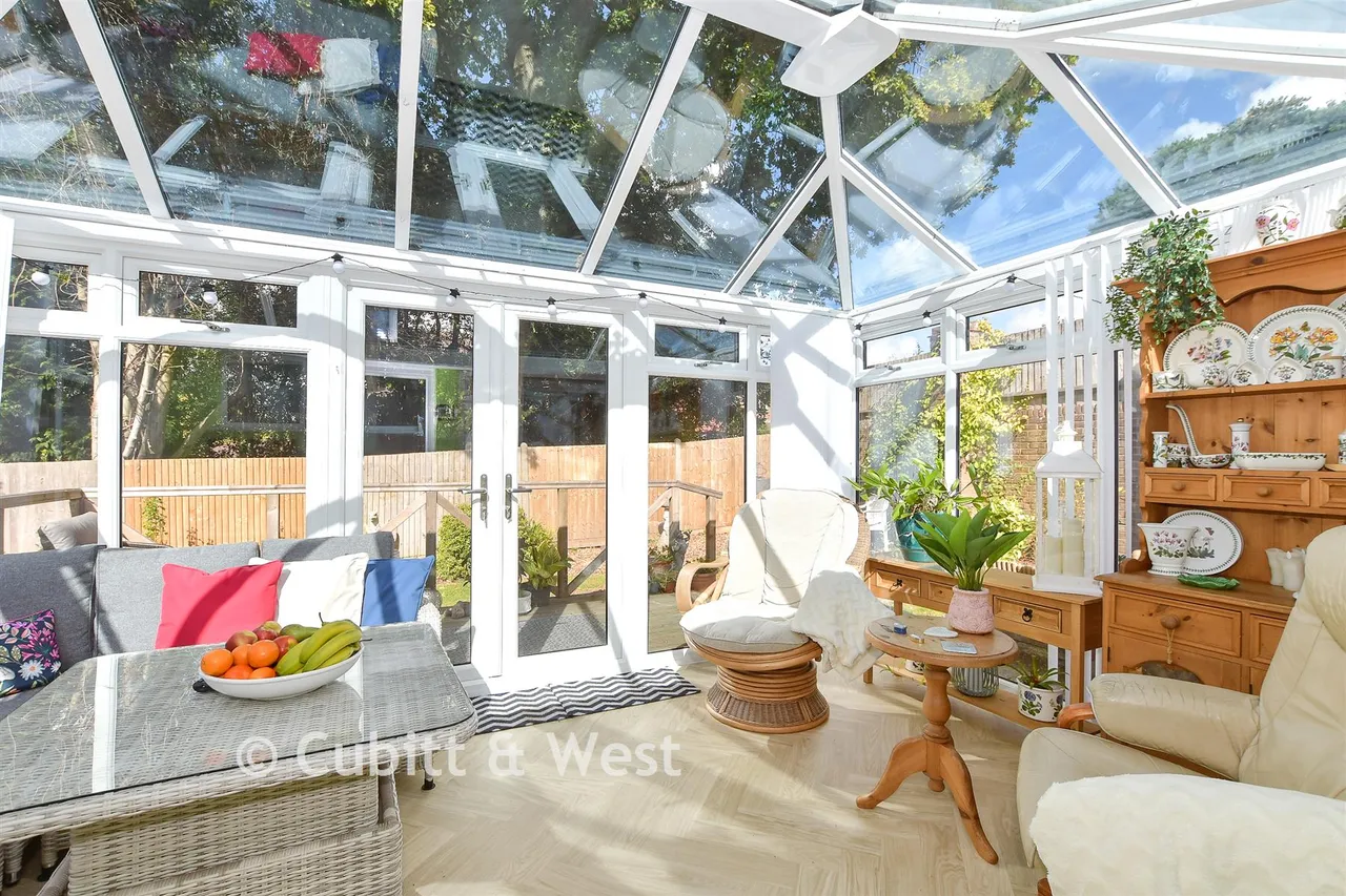 Elim Court Gardens, Crowborough, TN6, photo 6